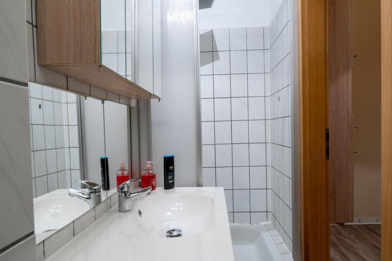 Ferienwohnung Upmarket Studio With Balcony In Friedrichshain Berlin Exterior foto