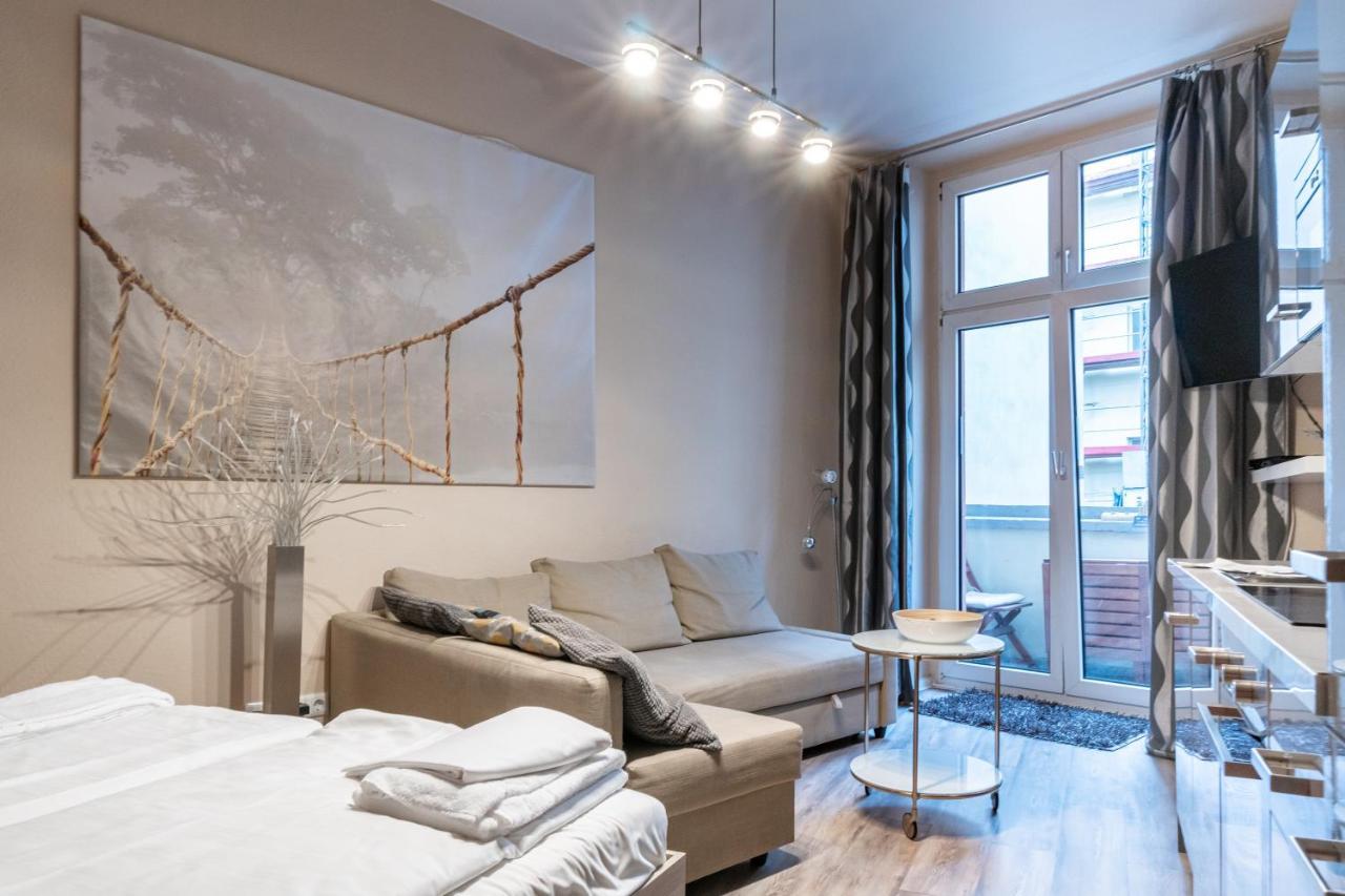 Ferienwohnung Upmarket Studio With Balcony In Friedrichshain Berlin Exterior foto
