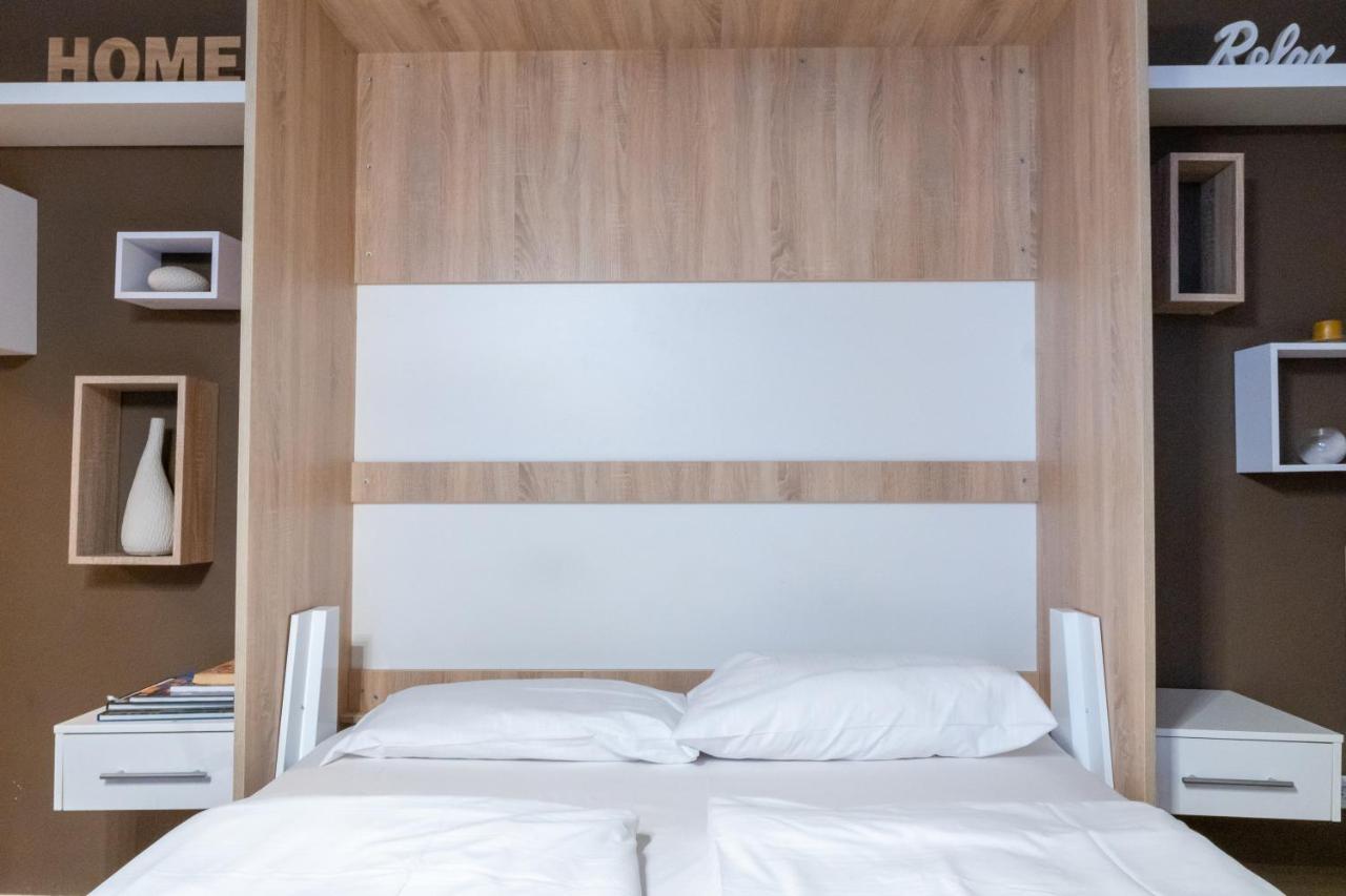 Ferienwohnung Upmarket Studio With Balcony In Friedrichshain Berlin Exterior foto